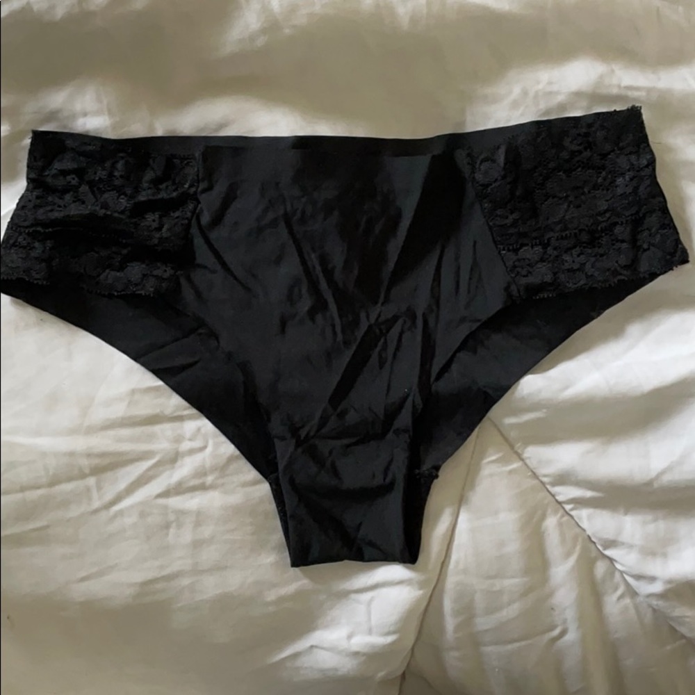 Black Lace No Show Panties
